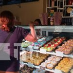 A lo grande celebra sus 10 años American Donuts Foto: Celebración del 10mo aniversario de American Donuts / TN8