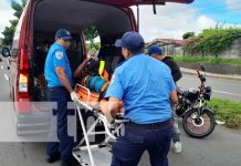 Choque en Managua deja a técnico en refrigeración con posible fractura Foto: Accidente en la Rotonda El Periodista / TN8