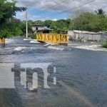Cierran paso vehicular en Aguas Calientes, Tipitapa, por crecida del Lago Xolotlán Foto: Crecida del Xolotlán impide paso vehicular en una zona de Tipitapa / TN8