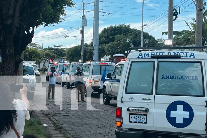 1 Foto: Tecnología avanzada llega a las comunidades con nuevas ambulancias de Cruz Blanca/TN8