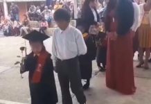¡Conmovedor! Niño acompaña a su hermanita en su graduación Foto: El niño y su hermanita /cortesía