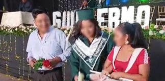 Foto: Escándalo en graduación /cortesía
