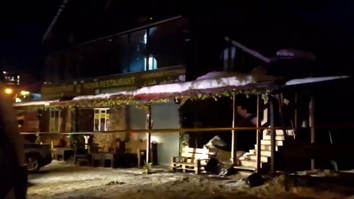 1 Foto: Hallan a 12 personas sin vida en zona dormitorio de un restaurante en Georgia