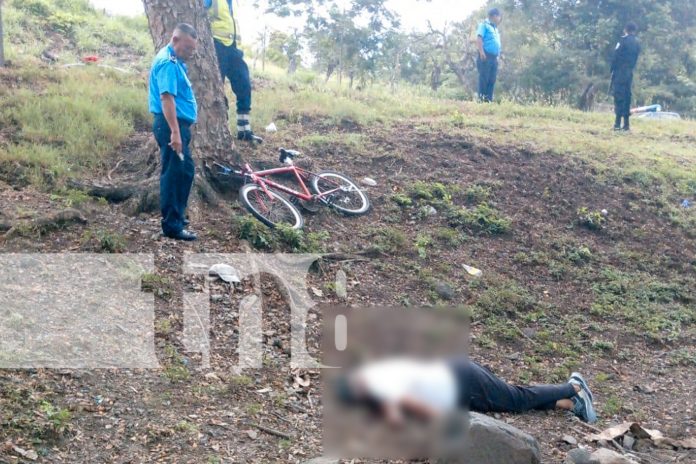 Foto: Dolor en San Patricio: Un ciclista pierde la vida en carretera Chontales-Managua. Su comunidad lo recuerda como un joven trabajador y querido/TN8 Foto: Dolor en San Patricio: Un ciclista pierde la vida en carretera Chontales-Managua. Su comunidad lo recuerda como un joven trabajador y querido/TN8