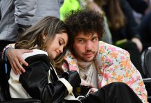 Foto: Selena Gomez califica su relación con Benny Blanco como la más segura que ha experimentado