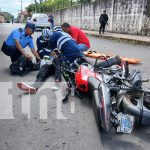 Motociclista resulta lesionado al ser impactado por un vehículo taxi en Rivas Foto: "La libra" tras ser embestido por un vehículo taxi en Rivas /TN8