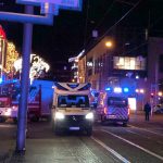 Caos en Alemania: Carro se estrella contra una multitud dejando un muerto y 60 heridos Foto: Coche se estrella contra una multitud en Alemania /Cortesía