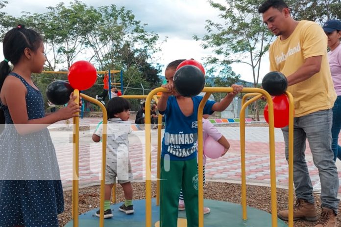 Foto: ¡Regalo navideño en Somoto! La comunidad Hermanos Martínez inaugura su primer parque infantil, llevando alegría y recreación a la niñez./TN8 Foto: ¡Regalo navideño en Somoto! La comunidad Hermanos Martínez inaugura su primer parque infantil, llevando alegría y recreación a la niñez./TN8