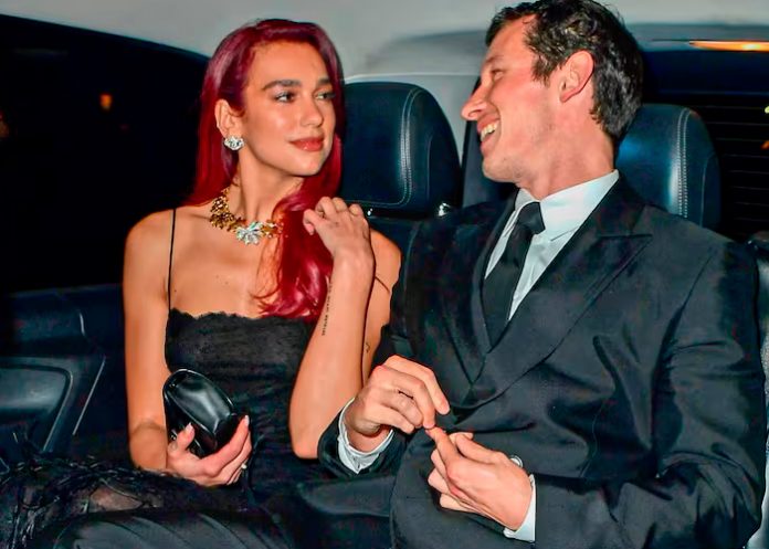 Foto: Dua Lipa y el actor inglés Callum Turner confirmaron su compromiso/Cortesía Foto: Dua Lipa y el actor inglés Callum Turner confirmaron su compromiso/Cortesía