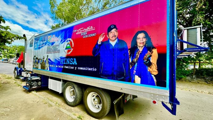 8 Foto: Entrega de 5 Clínicas Móviles para fortalecer la salud