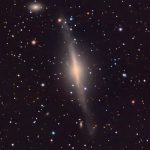 Agujero negro supermasivo inclinado desafía teorías tradicionales