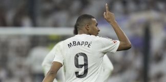 Mbappé viajó con Real Madrid