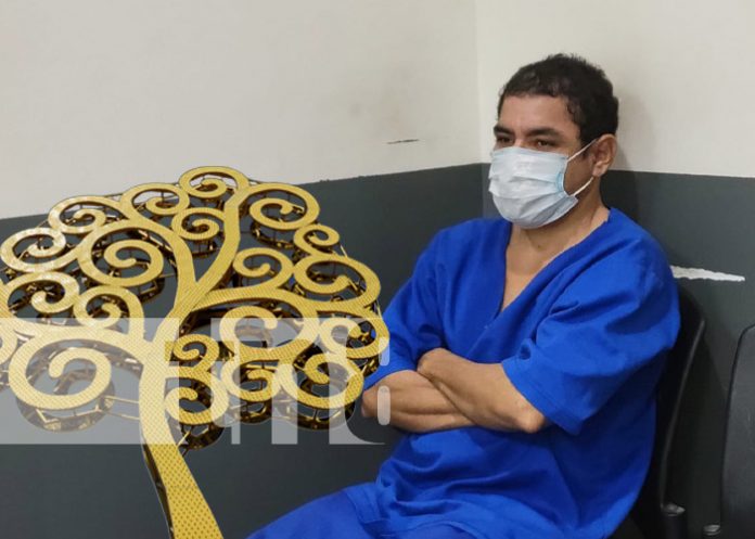 Foto: Robó breakers de un Árbol de la Vida en Managua / TN8 Foto: Robó breakers de un Árbol de la Vida en Managua / TN8