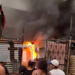 Entre llamas y lágrimas: humilde familia pierde todo en Managua Foto: Incendio destruye todo en una vivienda de Managua / TN8