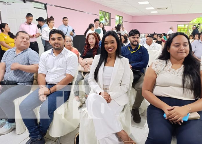 Foto: Curso sobre lenguaje de señas / TN8 Foto: Curso sobre lenguaje de señas / TN8