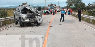 Foto: Dos personas fallecidas en un brutal choque entre motocicleta y camioneta en Rosita/TN8