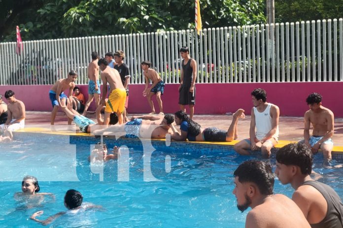 1 Foto: Con alegría y diversión, cientos de familias inician el año en Xilonem/TN8