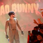 Bad Bunny sorprende a sus fanáticos al anunciar gira “No me quiero ir de aquí Foto: Bad Bunny decidió sorprender una vez/Cortesía