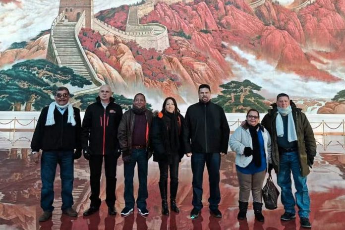 Foto: Segundo día de trabajo en la República Popular China/Cortesía Foto: Segundo día de trabajo en la República Popular China/Cortesía