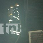 Voraz incendio consume una bodega de Lomas de Monserrat, en Managua Foto: Voraz incendio consume una bodega de Lomas de Monserrat, en Managua/TN8