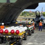 China responde con sanciones a empresas de EE.UU. por venta de armas a Taiwán Foto: China responde con sanciones a empresas de EE.UU. por venta de armas a Taiwán / Cortesía