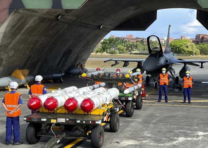 1 Foto: China responde con sanciones a empresas de EE.UU. por venta de armas a Taiwán / Cortesía