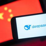 DeepSeek sacude Occidente: La IA china arrasa en EE.UU. y revoluciona el mercado Foto: China sacudió a Occidente con DeepSeek /Cortesía