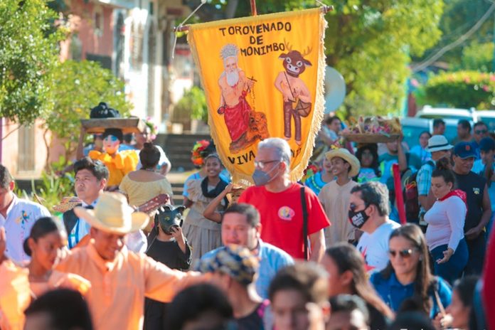 1 Foto: Festival de las Artes celebra 47 años de heroísmo / Cortesía