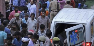 Foto: Estampida deja seis muertos en sur de la India /Cortesía