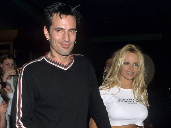 2 Foto: Pamela Anderson reflexiona sobre su relación con Tommy Lee