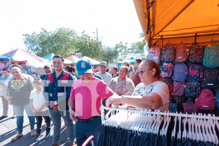 2 Foto: Feria Escolar en mercados de Managua ofrece precios accesibles