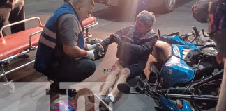 Foto: Motociclistas resultan lesionados al realizar una mala maniobra en Managua/TN8