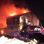 ¡Tragedia en Turquía! Aumenta a 76 los muertos por el incendio en un hotel Foto: Incendio en un hotel de Turquía/Cortesía