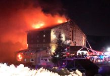¡Tragedia en Turquía! Aumenta a 76 los muertos por el incendio en un hotel Foto: Incendio en un hotel de Turquía/Cortesía