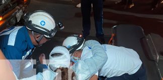 Foto:mpactante accidente en Juigalpa: motocicleta atrapada bajo las llantas de un camión deja dos heridos graves./TN8