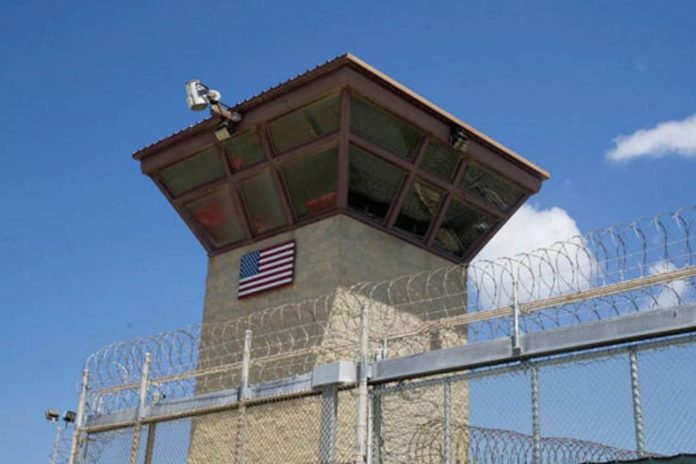 Foto:EE.UU. : Trump anuncia que Guantánamo albergará a 30,000 migrantes indocumentados/ Cortesía