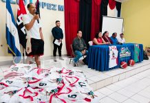 Brumas de Jinotega recibe uniforme e implementos para el Torneo Carlos Ulloa Foto: Brumas de Jinotega recibe uniforme e implementos para el Torneo Carlos Ulloa/TN8
