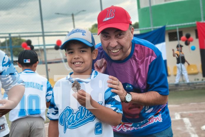 Foto:¡El béisbol juvenil en Managua está en marcha! La Alcaldía ofrece entrenamientos gratuitos para niños y jóvenes de 6 a 17 años. ¡A jugar! /TN8 Foto:¡El béisbol juvenil en Managua está en marcha! La Alcaldía ofrece entrenamientos gratuitos para niños y jóvenes de 6 a 17 años. ¡A jugar! /TN8