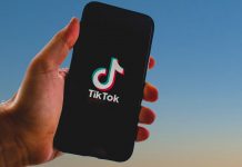 Larry Ellison y Musk: posibles compradores de TikTok Foto: Larry Ellison y Musk: posibles compradores de TikTok