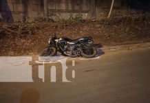 Mujer pierde la vida en accidente de tránsito en la Comarca Los Ladinos, Managua Foto: Mujer pierde la vida en accidente de tránsito en la Comarca Los Ladinos, Managua/TN8