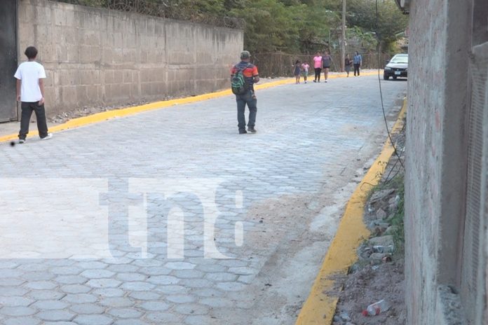 Foto: ¡Estelí se transforma! Familias de Monte Sinaí y Miguel Alonzo celebran nuevas calles adoquinadas. ¡Progreso que mejora vidas!/TN8