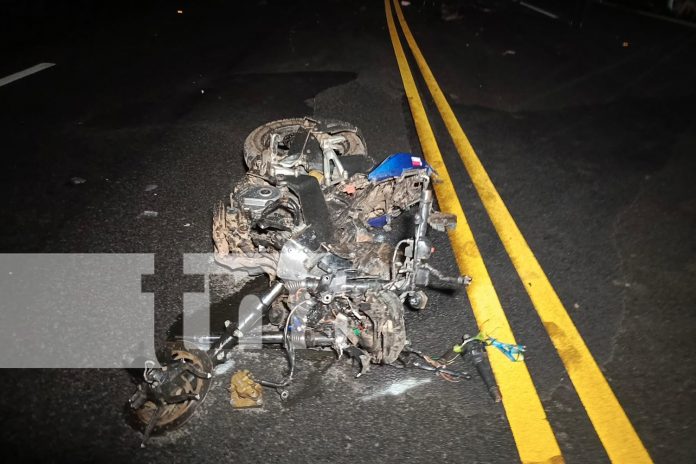 Foto: Fallecido en carretera a Catarina /TN8 Foto: Fallecido en carretera a Catarina /TN8