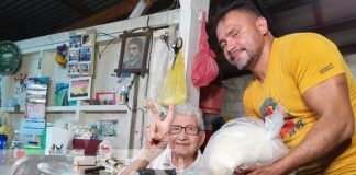 Foto: Con amor y cariño, familias de Managua reciben paquetes alimenticios / TN8