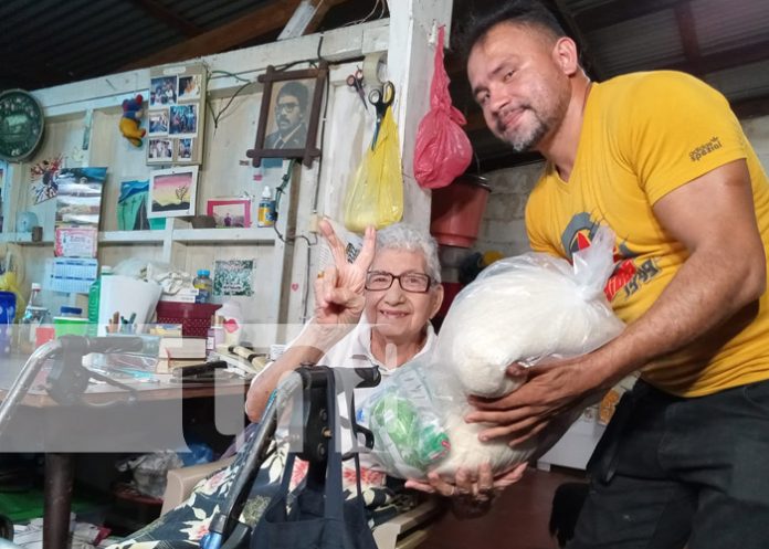 Foto: Con amor y cariño, familias de Managua reciben paquetes alimenticios / TN8 Foto: Con amor y cariño, familias de Managua reciben paquetes alimenticios / TN8