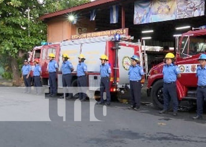 Foto: Camiones para estación de bomberos en Tipitapa / TN8 Foto: Camiones para estación de bomberos en Tipitapa / TN8
