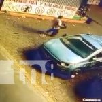 ¡Clase sed! Se robaron gaseosas desde un taxi «pinta» de Managua Foto: Roban cajillas de gaseosas en un tramo de un mercado de Managua / TN8