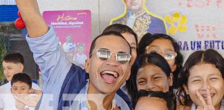Foto: La Juan Pablo, presente en el regreso a clases 2025 / TN8