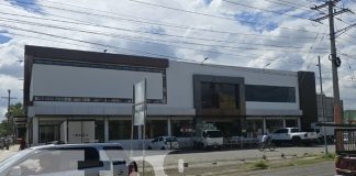 Foto: Nuevo centro comercial en construcción contiguo al Mercado Oriental / TN8 (Foto: Kevin Suazo)