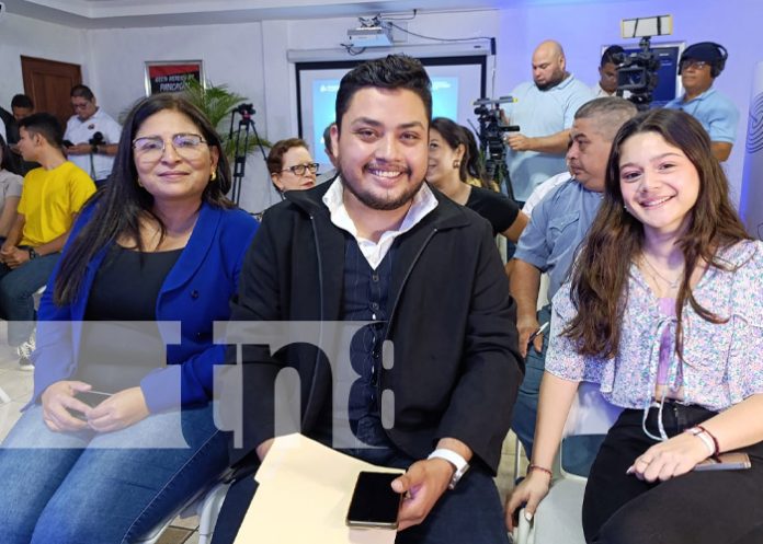 Foto: Aprendizajes en diseño, innovación, ciberseguridad y más en el CT 