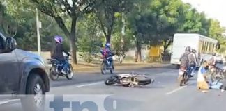 Foto: Accidente con joven lesionada en Carretera Norte, Managua / TN8